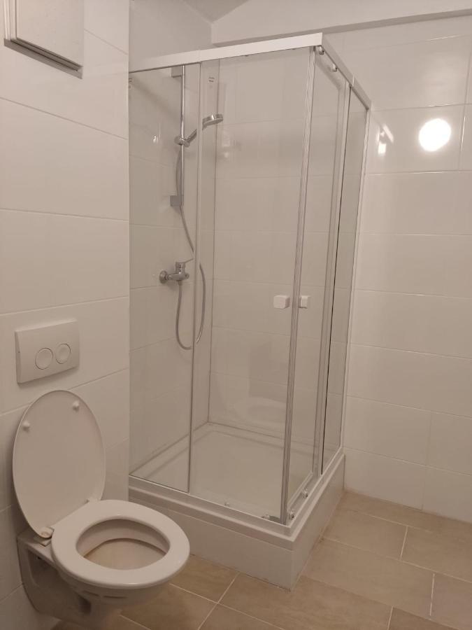 Graz Ferienwohnung Екстер'єр фото